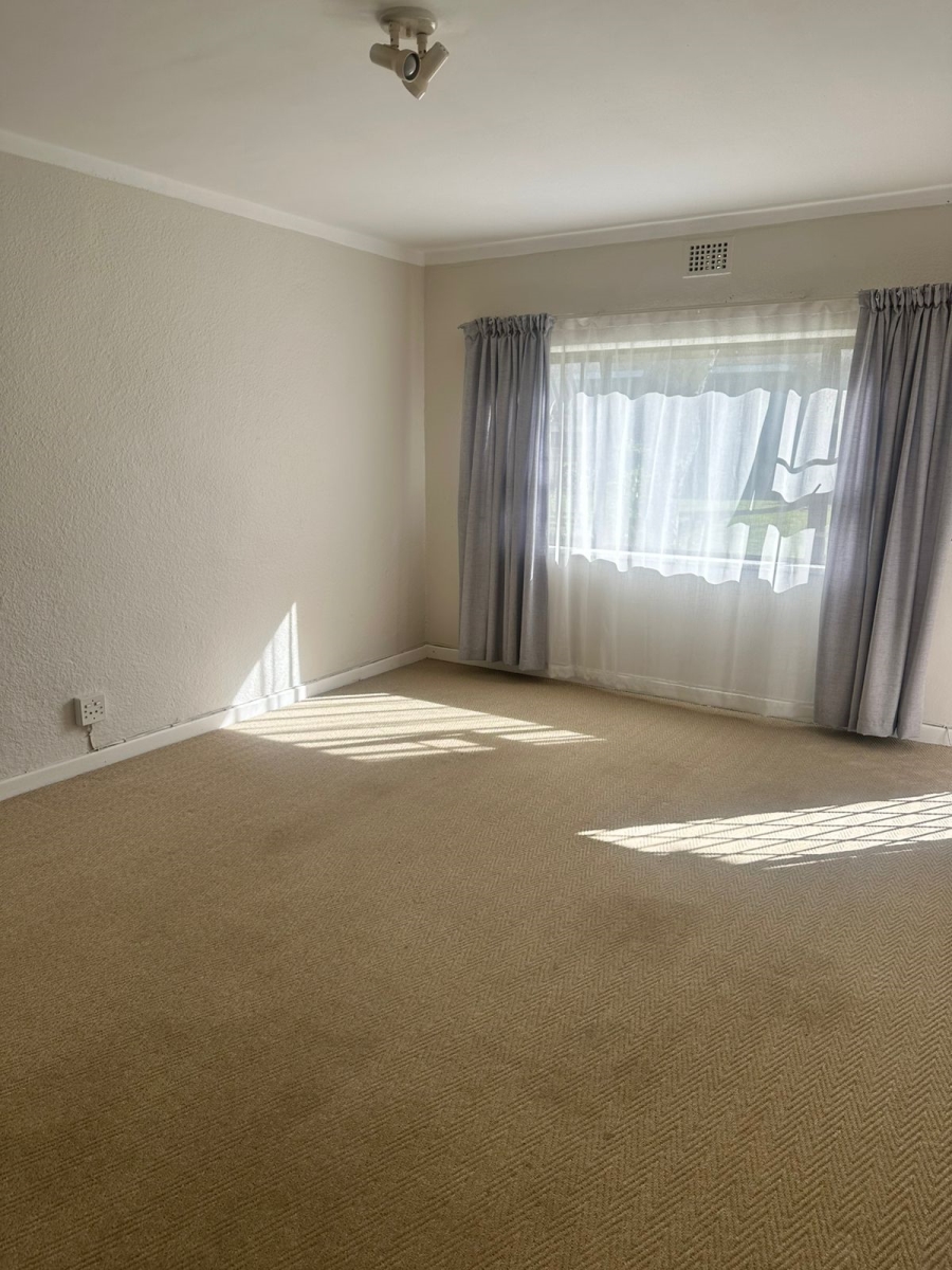 To Let 1 Bedroom Property for Rent in Kenilworth Western Cape